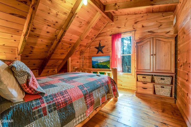 2148 Little Valley Road, Sevierville, TN 37862