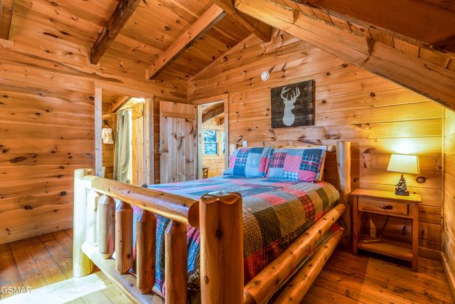 2148 Little Valley Road, Sevierville, TN 37862