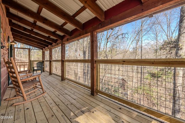 2148 Little Valley Road, Sevierville, TN 37862