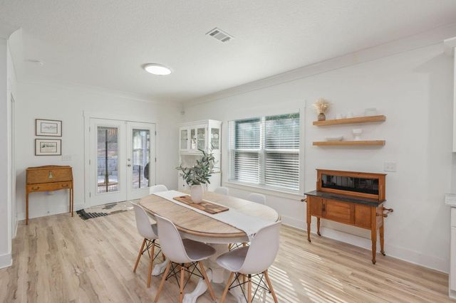 667 Red Fern Road, Crestview, FL 32536