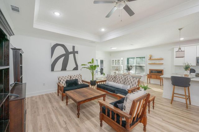 667 Red Fern Road, Crestview, FL 32536