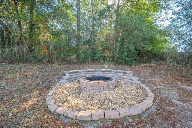 667 Red Fern Road, Crestview, FL 32536