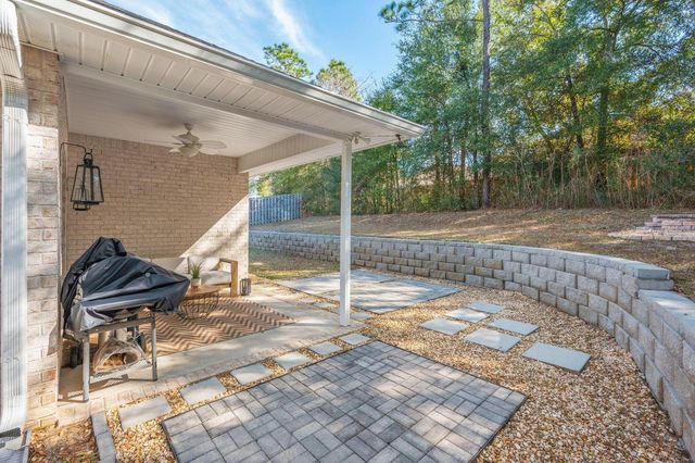 667 Red Fern Road, Crestview, FL 32536