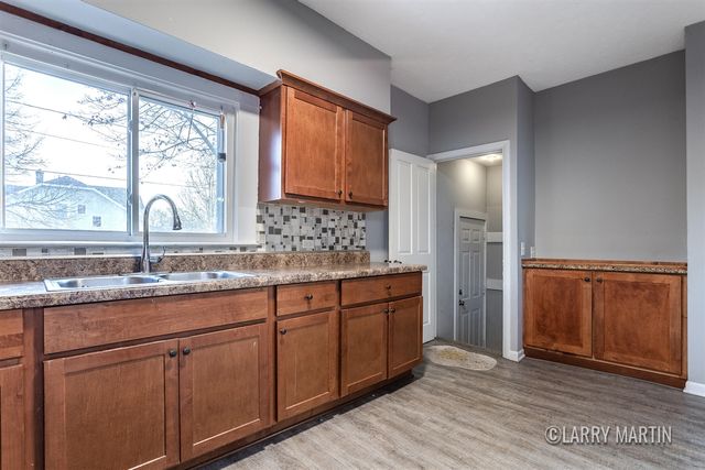 1205 Dayton Street, Grand Rapids, MI 49504