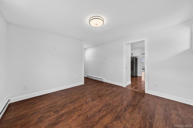 8 Lawrence Lane, Goshen, NY 10924