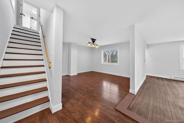 8 Lawrence Lane, Goshen, NY 10924