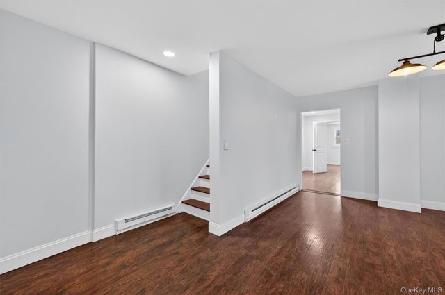 8 Lawrence Lane, Goshen, NY 10924