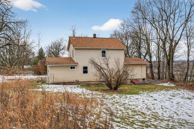 8 Lawrence Lane, Goshen, NY 10924