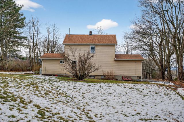 8 Lawrence Lane, Goshen, NY 10924