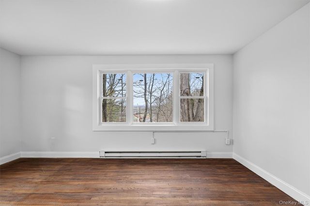 8 Lawrence Lane, Goshen, NY 10924