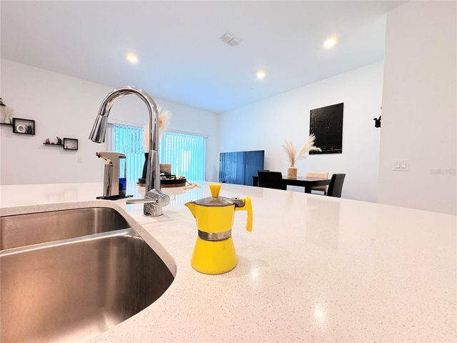 5020 REVOLUTIONARY WAY, St Cloud, FL 34769