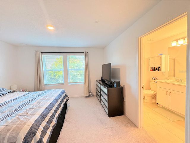 5020 REVOLUTIONARY WAY, St Cloud, FL 34769