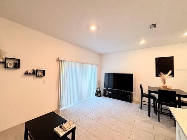 5020 REVOLUTIONARY WAY, St Cloud, FL 34769