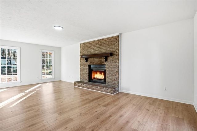 8692 Twin Oaks Drive, Jonesboro, GA 30236