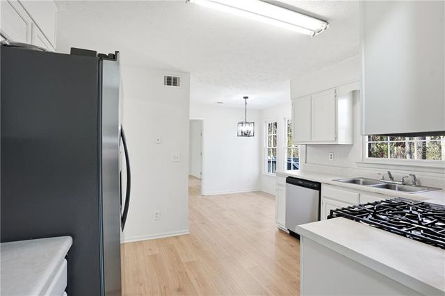 8692 Twin Oaks Drive, Jonesboro, GA 30236