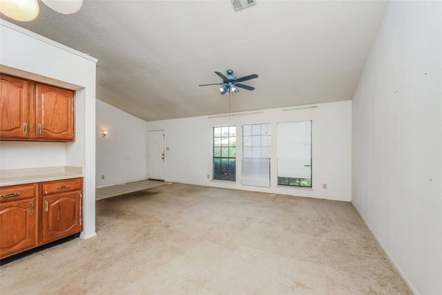 513 Rainier Street, Cedar Hill, TX 75104