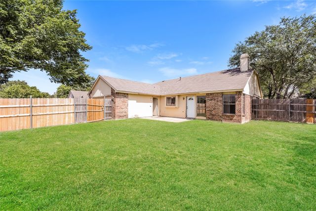 513 Rainier Street, Cedar Hill, TX 75104