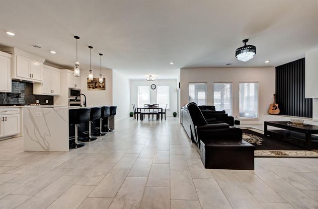 15704 Rockwell Park Lane, Edmond, OK 73013