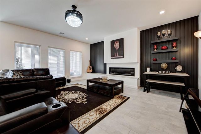 15704 Rockwell Park Lane, Edmond, OK 73013