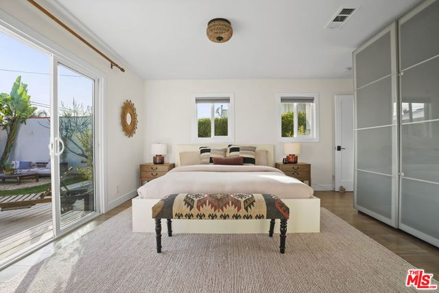 2910 W 78th Place, Inglewood, CA 90305