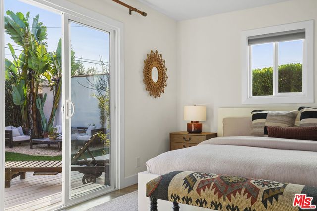 2910 W 78th Place, Inglewood, CA 90305