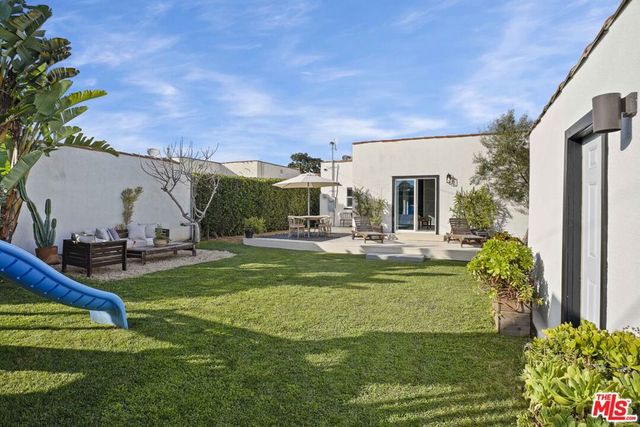 2910 W 78th Place, Inglewood, CA 90305