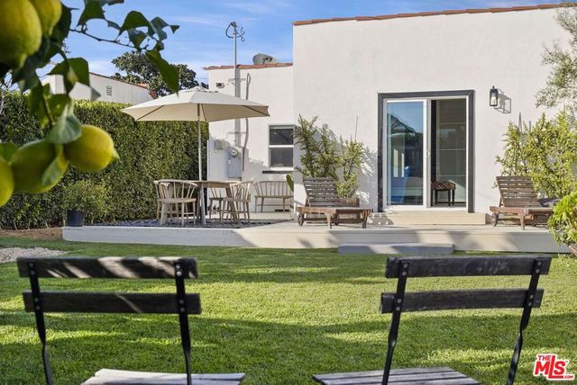 2910 W 78th Place, Inglewood, CA 90305