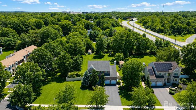 448 Buckingham Drive, Piscataway, NJ 08854