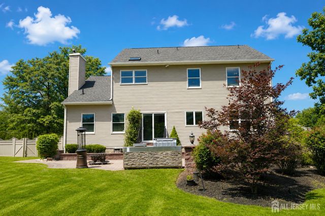 448 Buckingham Drive, Piscataway, NJ 08854