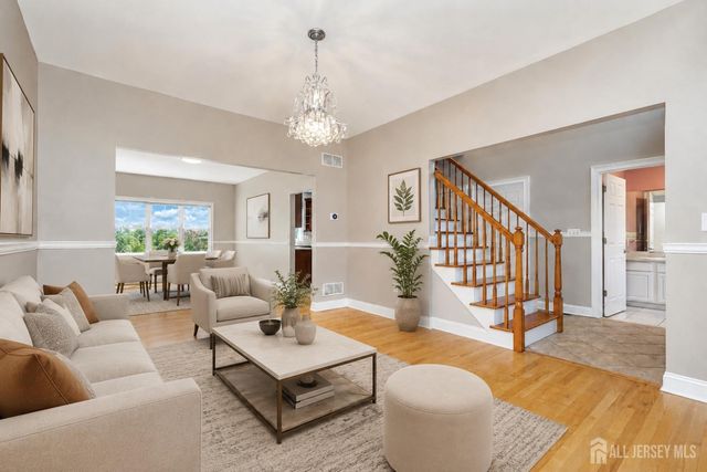 448 Buckingham Drive, Piscataway, NJ 08854