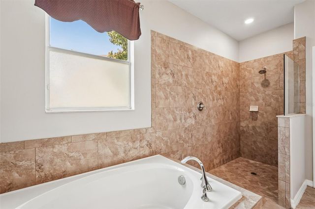 2426 CUMBERLAND CLIFF DRIVE, Ruskin, FL 33570
