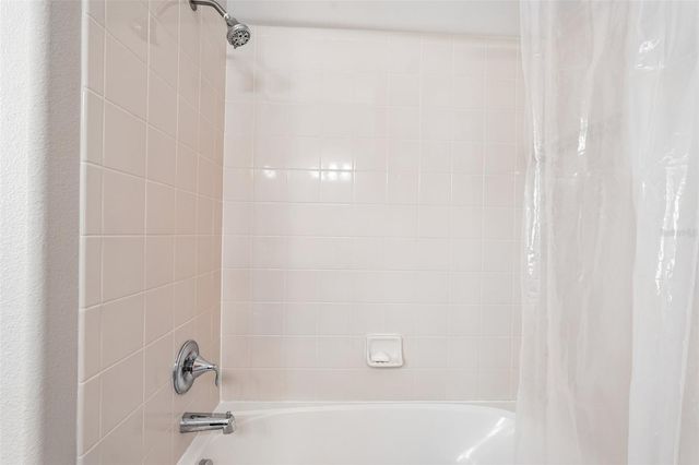 2426 CUMBERLAND CLIFF DRIVE, Ruskin, FL 33570