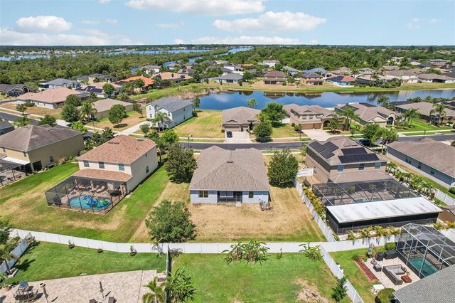 2426 CUMBERLAND CLIFF DRIVE, Ruskin, FL 33570