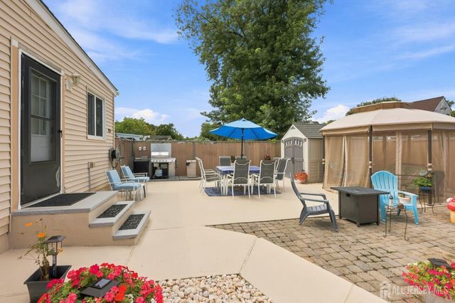 45 W Woodshore, Old Bridge, NJ 07735