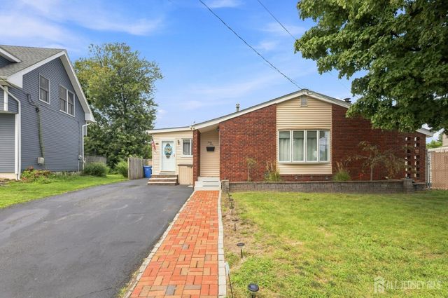 45 W Woodshore, Old Bridge, NJ 07735