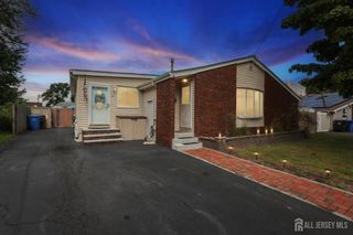 45 W Woodshore, Old Bridge, NJ 07735