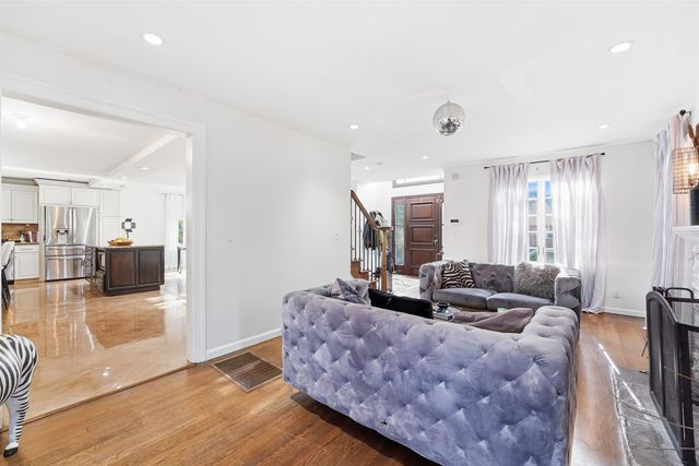 770 HARTWELL ST, Teaneck, NJ 07666