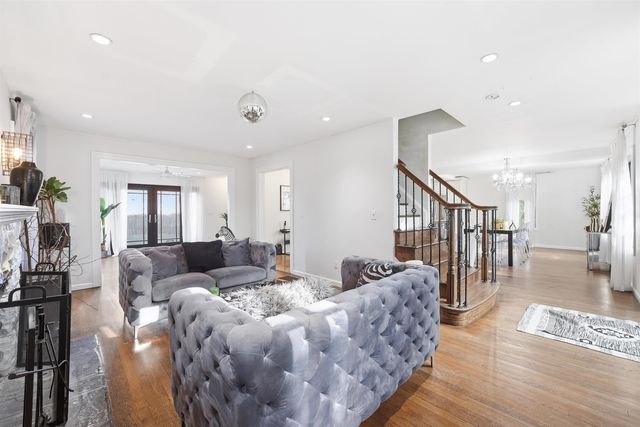 770 HARTWELL ST, Teaneck, NJ 07666