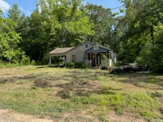 257 Cedar St, Camden, AR 71701