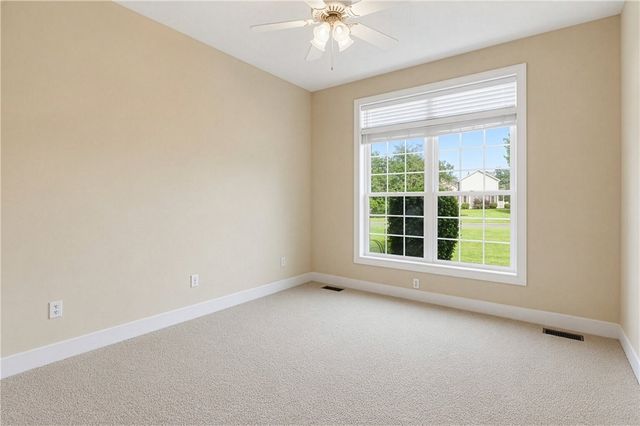 11 Ashland Oaks Circle, Ogden, NY 14559