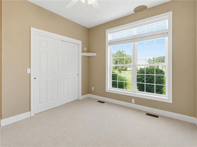 11 Ashland Oaks Circle, Ogden, NY 14559
