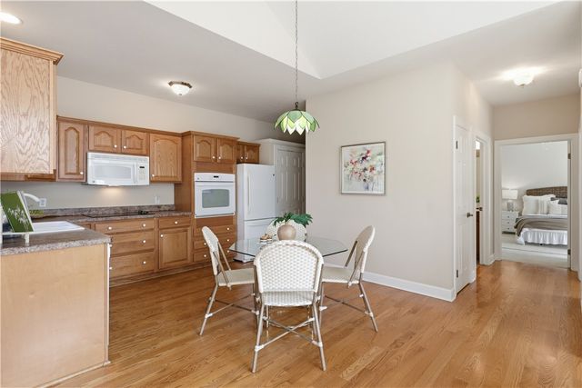 11 Ashland Oaks Circle, Ogden, NY 14559