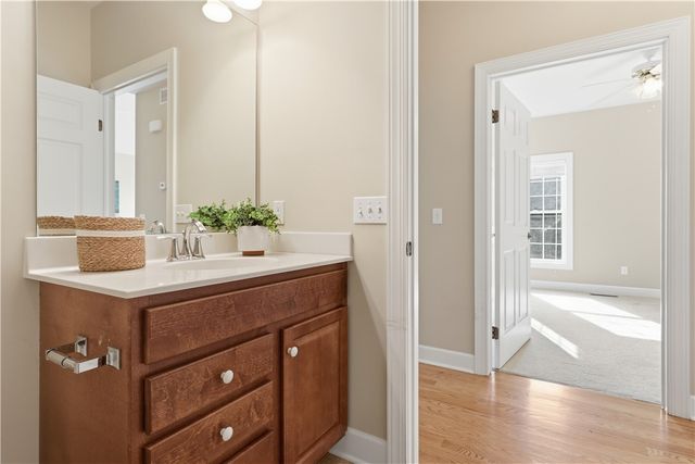 11 Ashland Oaks Circle, Ogden, NY 14559