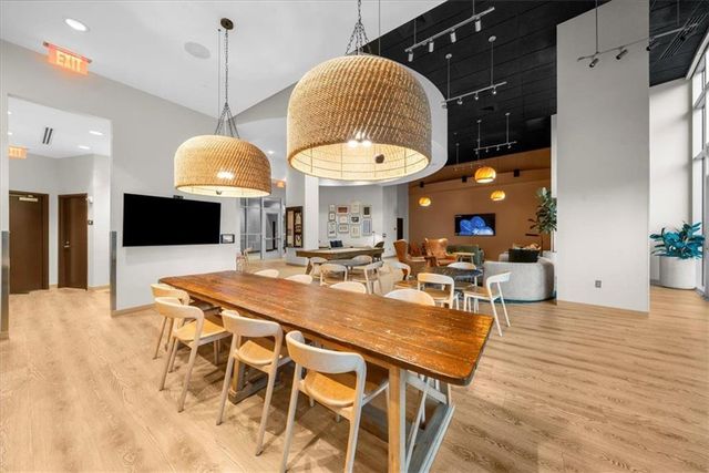 1080 PEACHTREE NE Street 1408, Atlanta, GA 30309