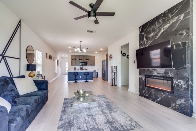 3351 Conroe Street, Dallas, TX 75212