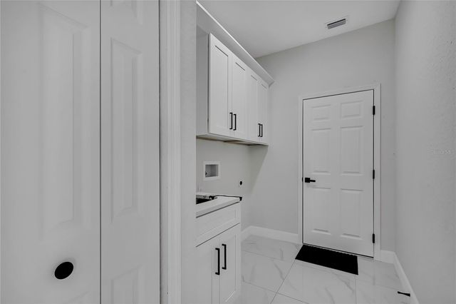 10262 MAYBIRD AVENUE, Weeki Wachee, FL 34614