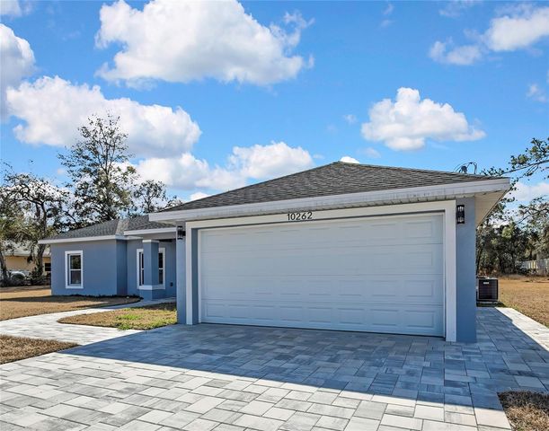 10262 MAYBIRD AVENUE, Weeki Wachee, FL 34614