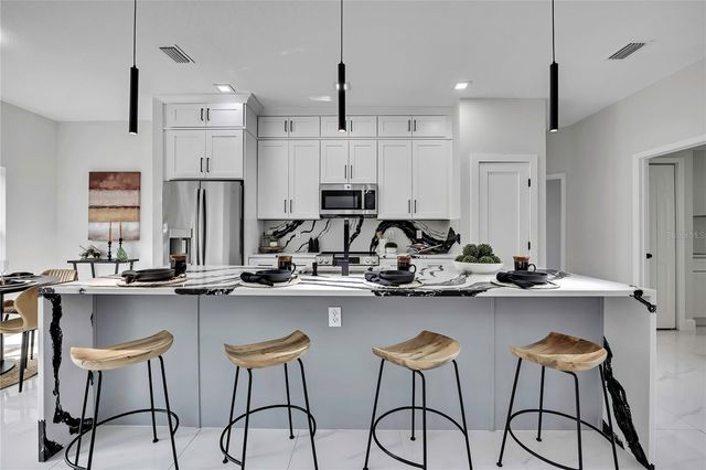 10262 MAYBIRD AVENUE, Weeki Wachee, FL 34614