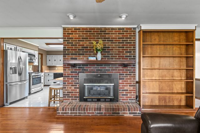 1839 Polly Adams Rd, Belfast, TN 37019