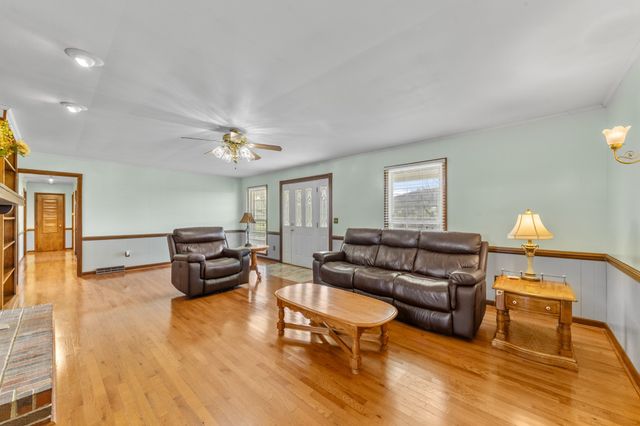 1839 Polly Adams Rd, Belfast, TN 37019